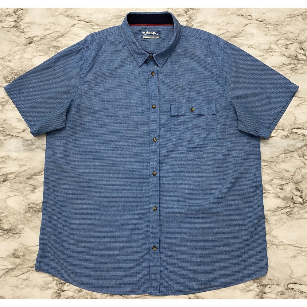 Avalanche Outdoor Supply Mens Button Up Shirt XL Blue Pinstripe Short Sleeve